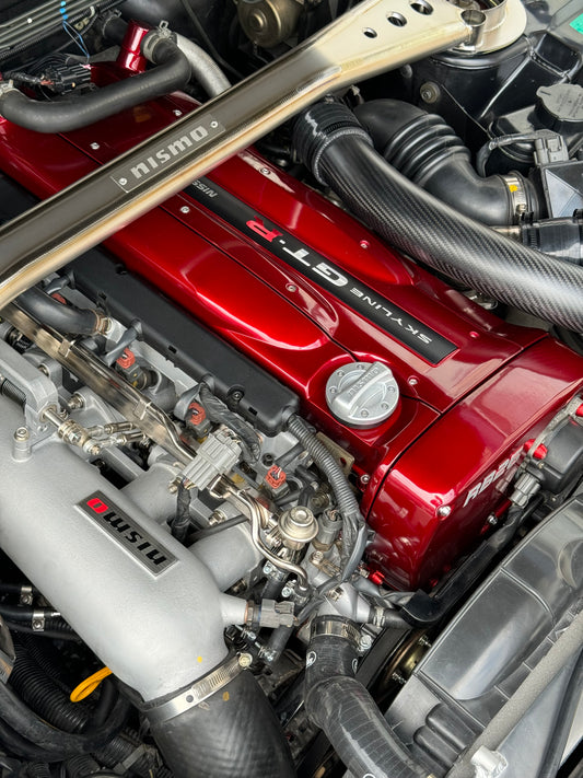 MUSE JAPAN Nissan Skyline BCNR33/ BNR34 GTR Dry Carbon x Titanium Air Inlet Pipe Set