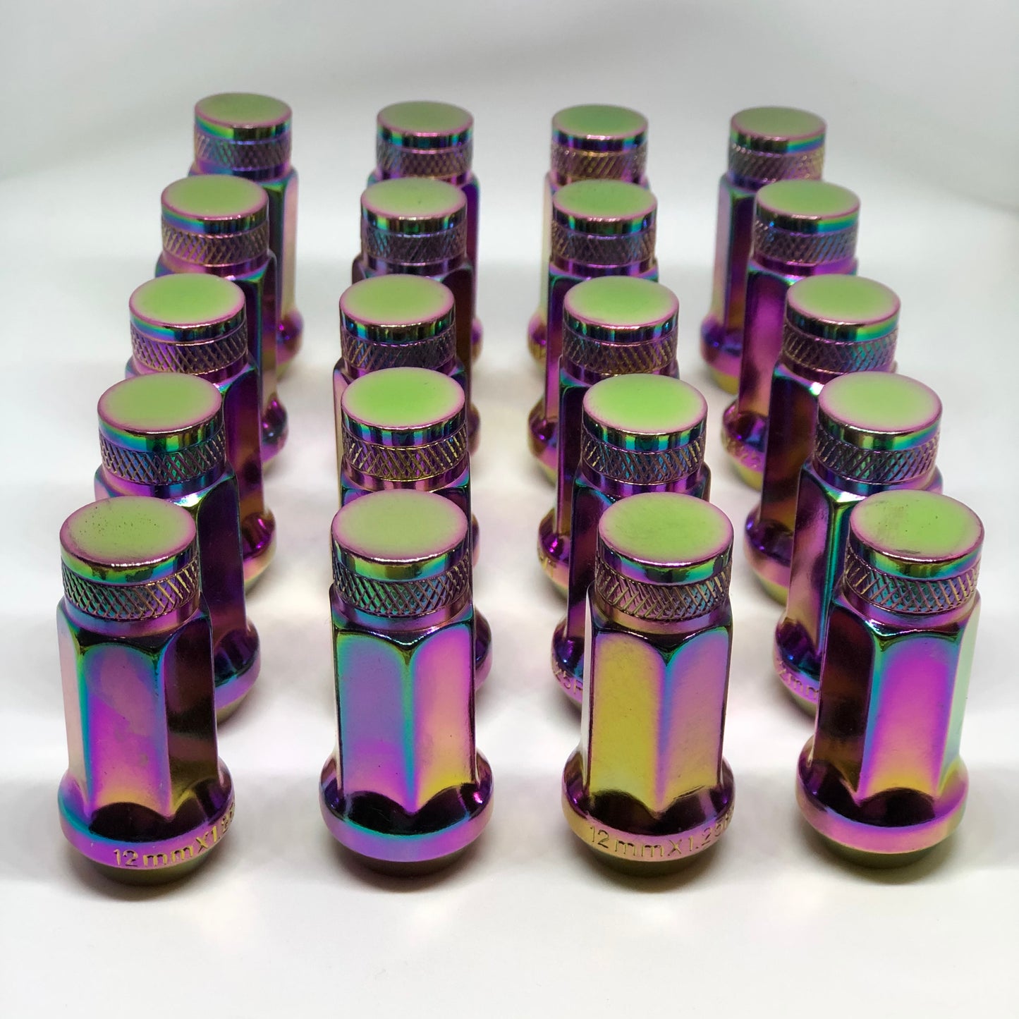 MOMENTUM MOTORING 48MM 12x1.25 CLOSED COSMIC CHROME